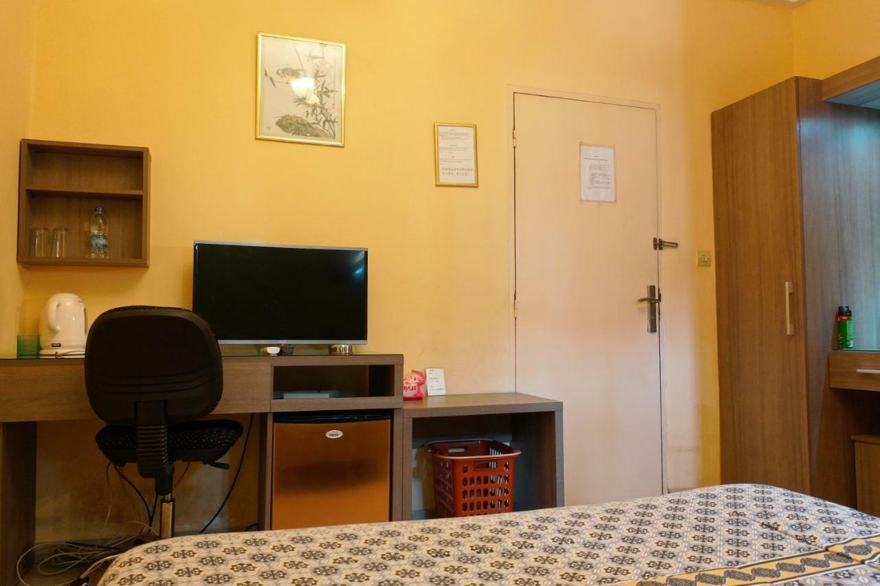 Petit Motel Beijing Abidjan Ngoại thất bức ảnh